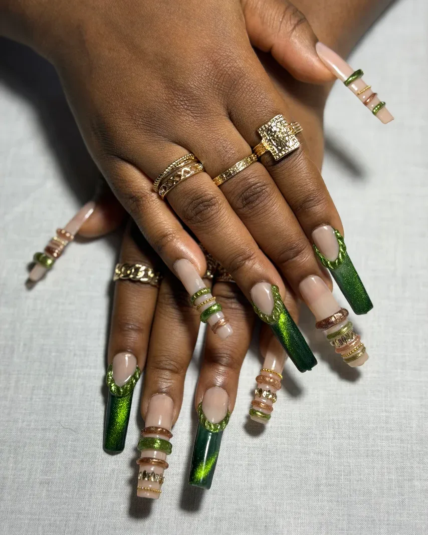Hand-painted nail art set